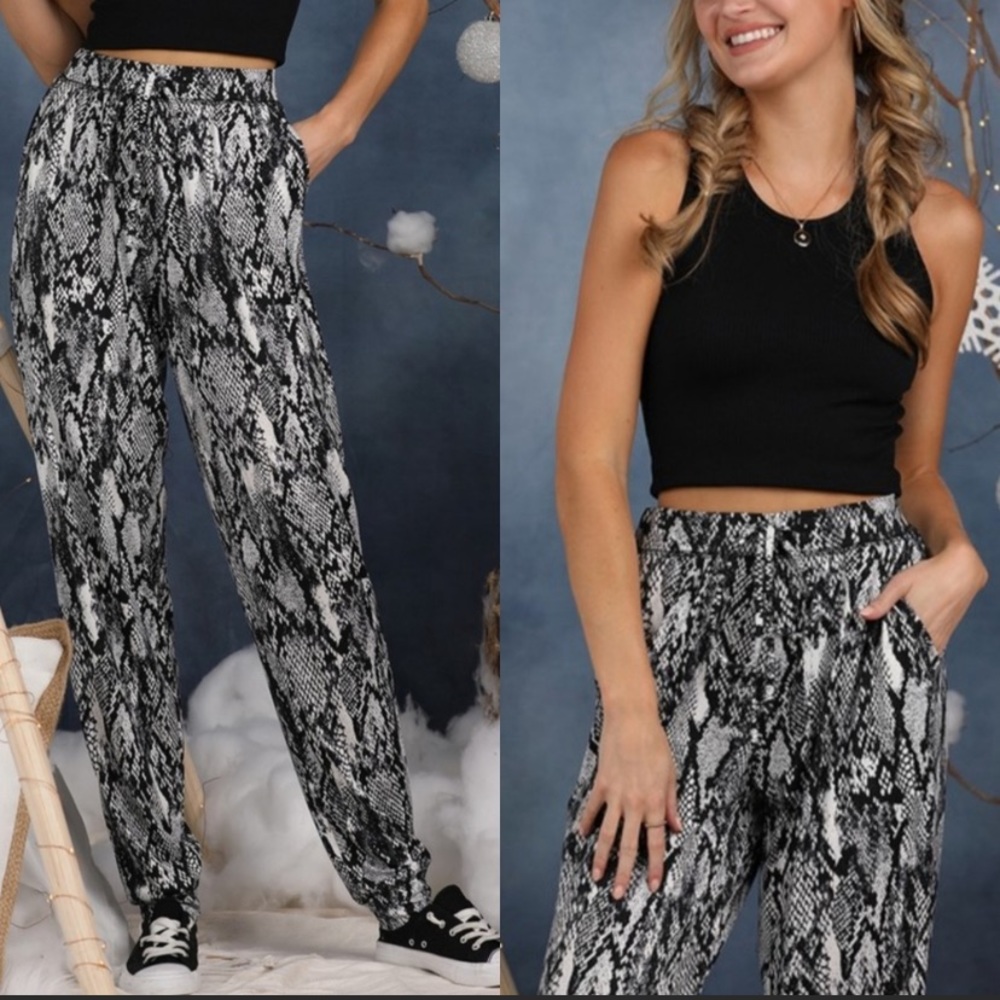 Ninexis Plus size Snakeskin Print Lounge Pants